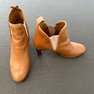 Chloe Boots